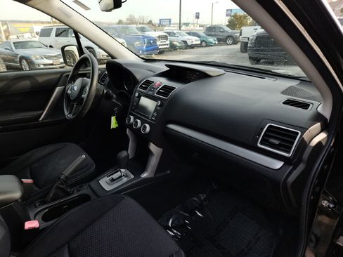 Used 2017 Subaru Forester 2.5i w/ Alloy Wheel Package image 17