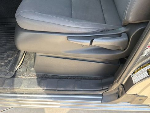 Used 2023 Nissan Frontier S w/ Technology Package image 21