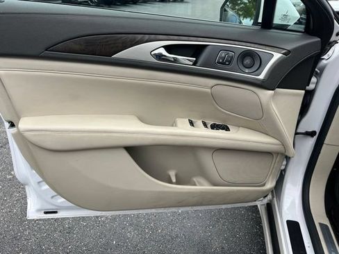 Used 2017 Lincoln MKZ Reserve w/ Technology Package FWD image 27