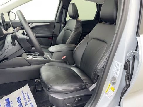 New 2026 Ford Escape SE w/ PHEV Premium Package image 14
