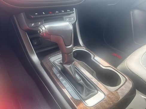 Used 2019 GMC Canyon SLT w/ Driver Alert Package image 16