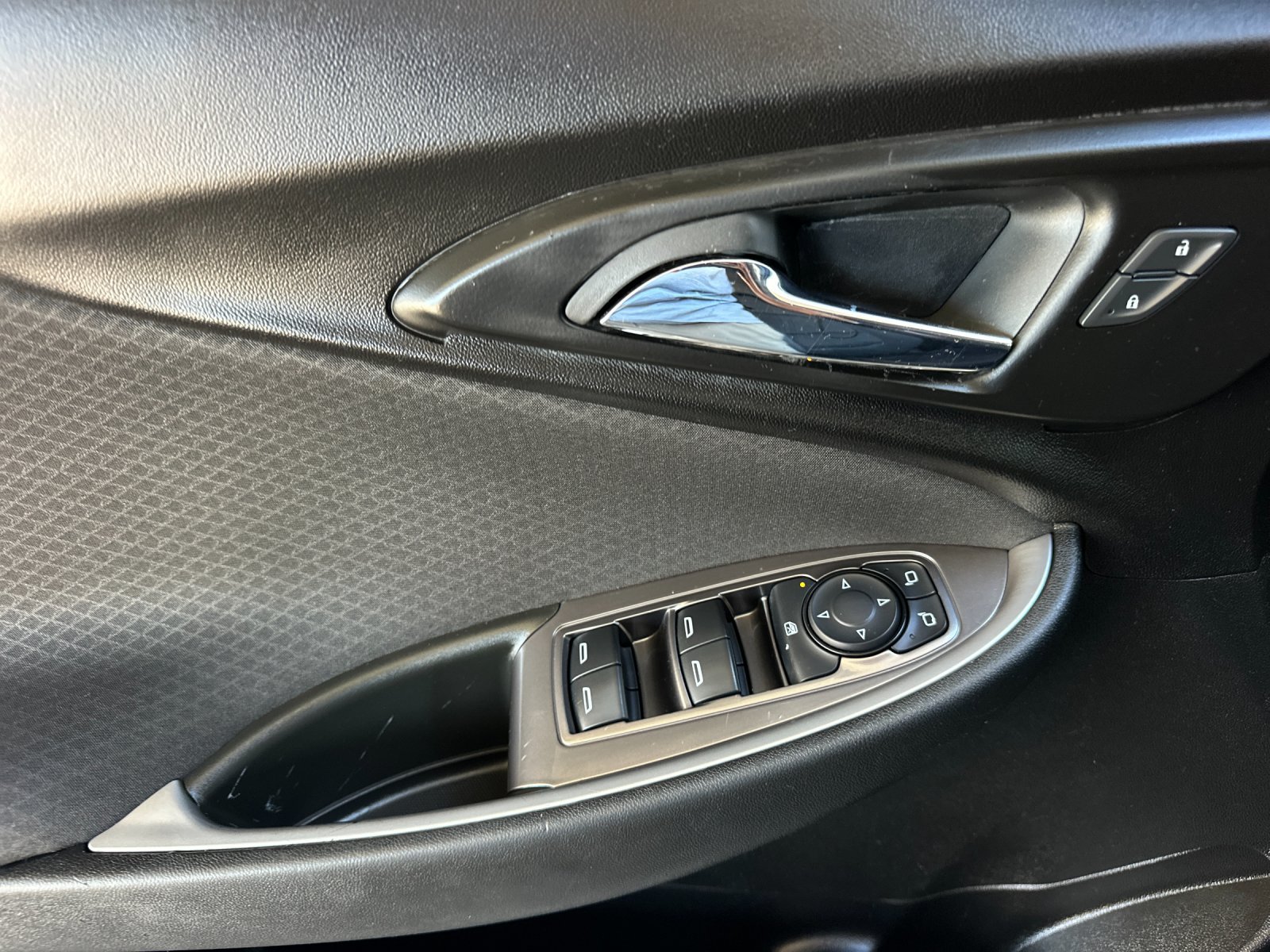 Used 2019 Chevrolet Malibu RS w/ LPO, Convenience Package 1 FWD image 10