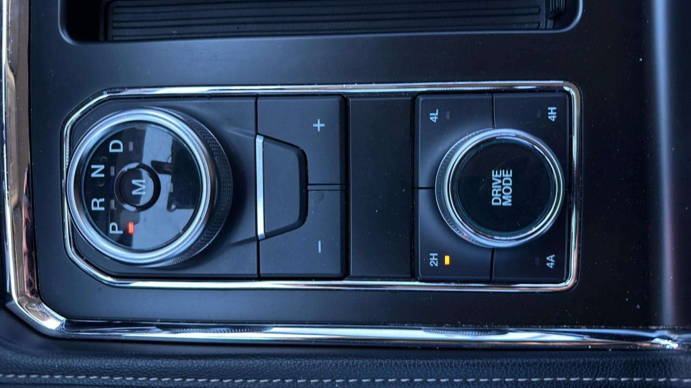 Used 2022 Ford Expedition XLT AWD/4WD image 6