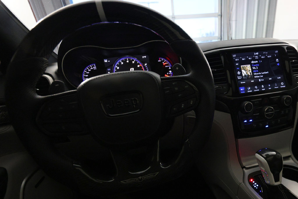 Used 2021 Jeep Grand Cherokee Trackhawk AWD/4WD image 18