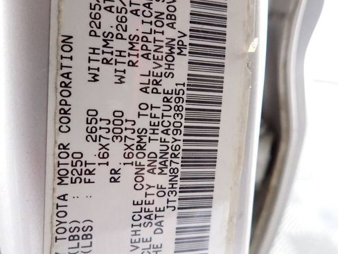 Used 2000 Toyota 4Runner Limited image 29