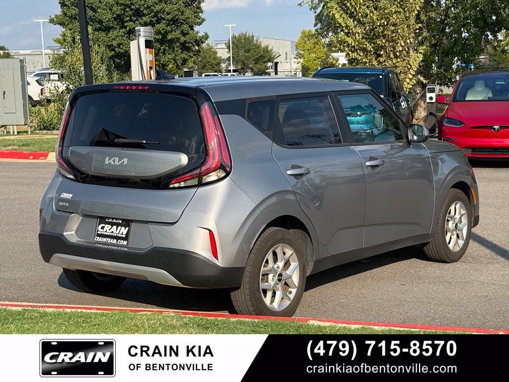 Certified 2024 Kia Soul LX w/ Option Group 015 FWD image 7