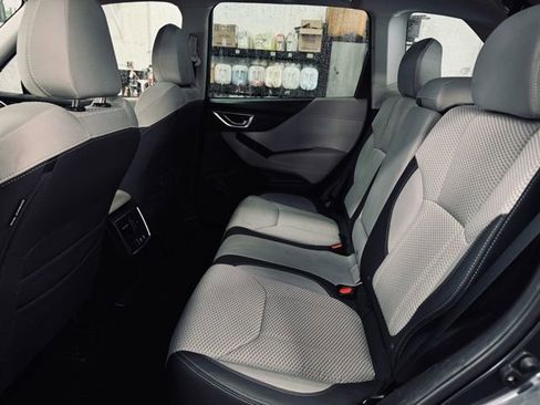 Used 2022 Subaru Forester Premium image 19