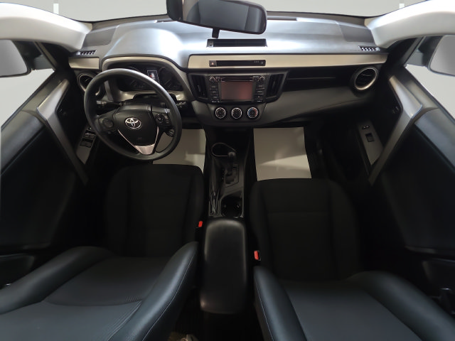 Used 2018 Toyota RAV4 LE w/ All Weather Liner Package FWD image 27
