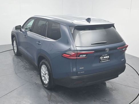 Used 2026 Toyota Grand Highlander XLE image 59