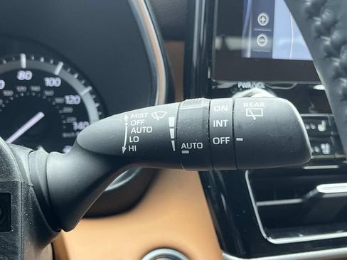 Used 2021 Toyota Highlander Platinum AWD/4WD image 33