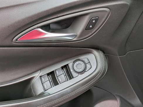 Used 2025 Buick Encore GX Preferred FWD image 14