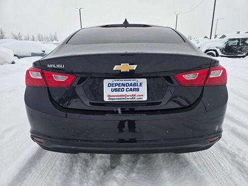 Used 2022 Chevrolet Malibu LS image 15