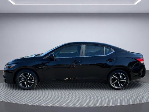 Used 2024 Nissan Sentra SV FWD image 3