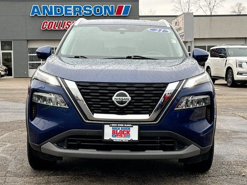 Used 2021 Nissan Rogue SV w/ Premium Package AWD/4WD image 16