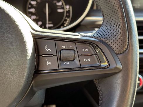 Used 2022 Alfa Romeo Stelvio Ti image 24