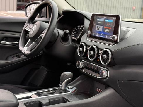 Used 2023 Nissan Sentra SV image 19