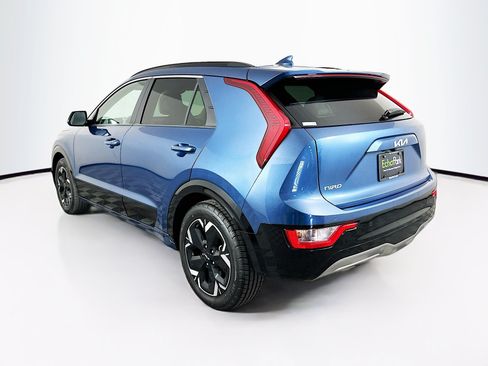Used 2023 Kia Niro Wind w/ Wind Preserve Package FWD image 5