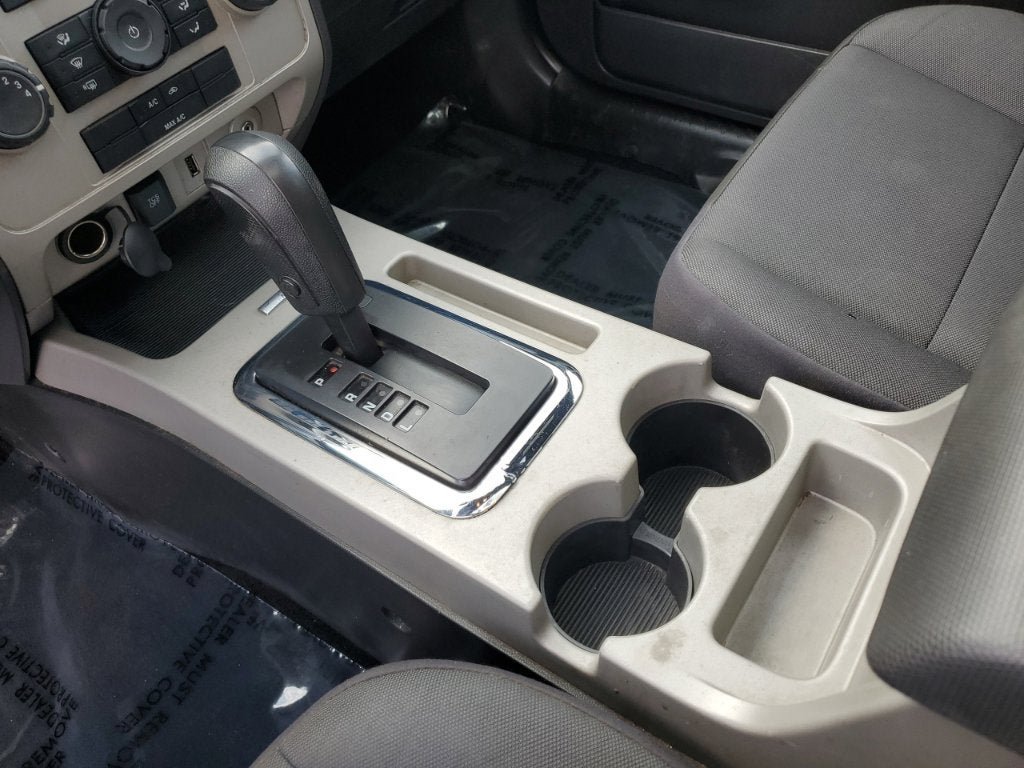 Used 2012 Ford Escape XLT FWD image 32