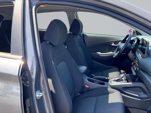 Used 2023 Hyundai Kona SEL w/ Convenience Package FWD image 7