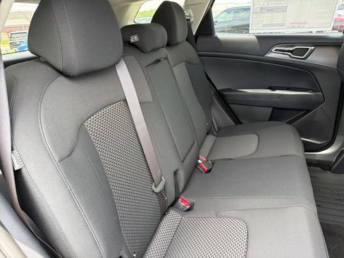 New 2026 Kia Sportage LX FWD image 23