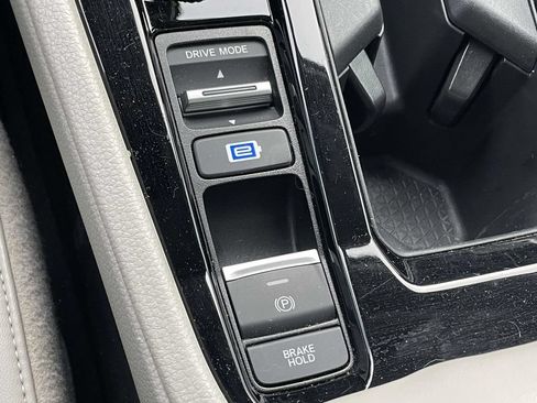 Used 2023 Honda Accord EX-L image 21