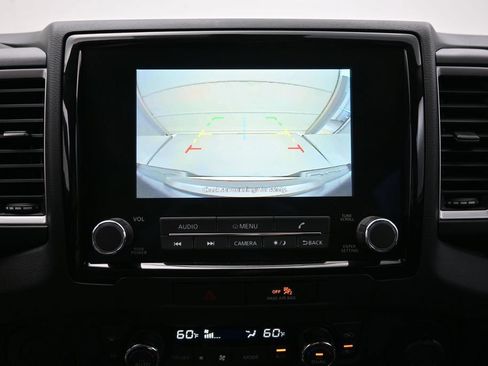 Used 2022 Nissan Frontier SV RWD image 4