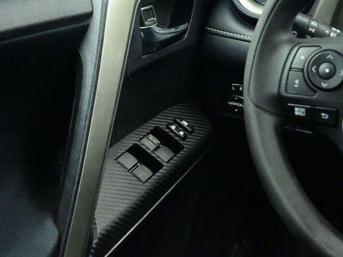 Used 2015 Toyota RAV4 XLE image 42