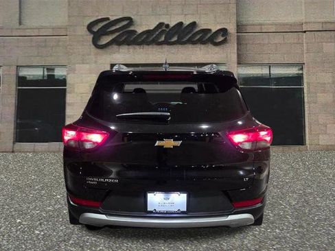 Used 2023 Chevrolet TrailBlazer LT w/ Convenience Package image 4