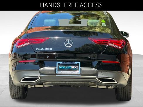 Used 2023 Mercedes-Benz CLA 250 image 9