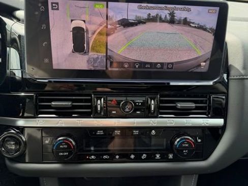 New 2026 Nissan Pathfinder SL AWD/4WD image 27