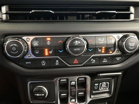 New 2026 Jeep Gladiator Rubicon AWD/4WD image 26