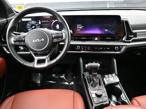 Certified 2025 Kia Sportage SX image 20