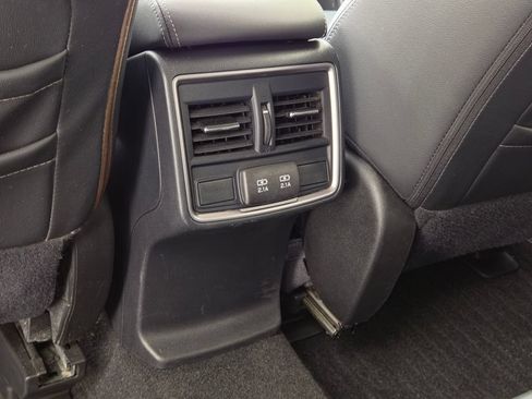 Used 2019 Subaru Forester Limited w/ Popular Package #3 AWD/4WD image 18