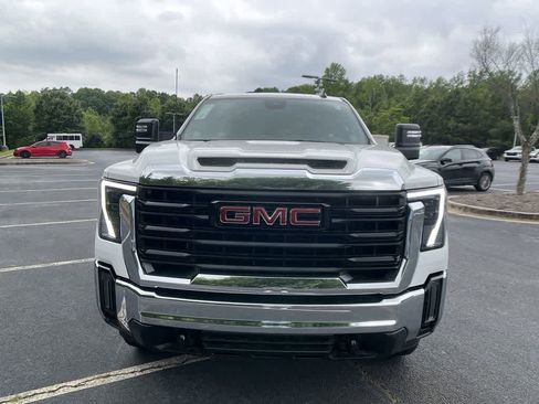 New 2024 GMC Sierra 3500 Pro w/ Convenience Package image 2