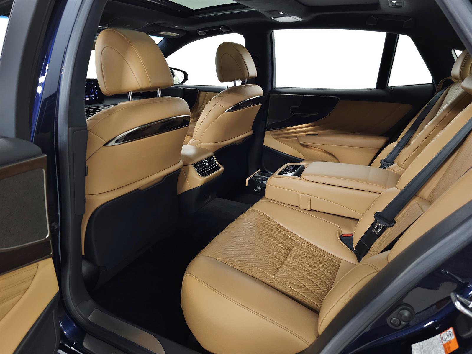 Used 2021 Lexus LS 500 AWD w/ Interior Upgrade Package image 32