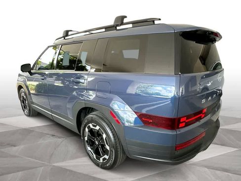 Used 2025 Hyundai Santa Fe SEL FWD image 6