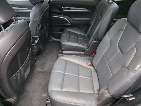 Used 2024 Kia Telluride SX FWD image 14