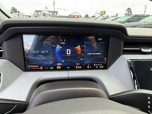 New 2027 Chevrolet Bolt LT w/ Comfort Package image 22