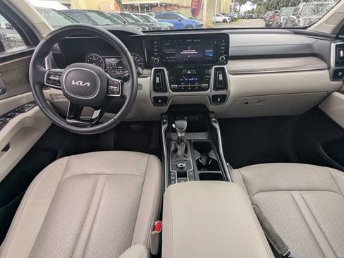 Certified 2023 Kia Sorento EX FWD image 14