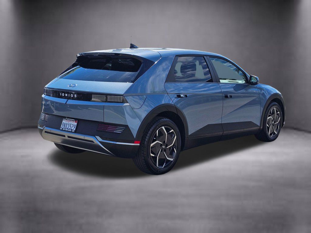 Certified 2024 Hyundai Ioniq 5 SE RWD image 7