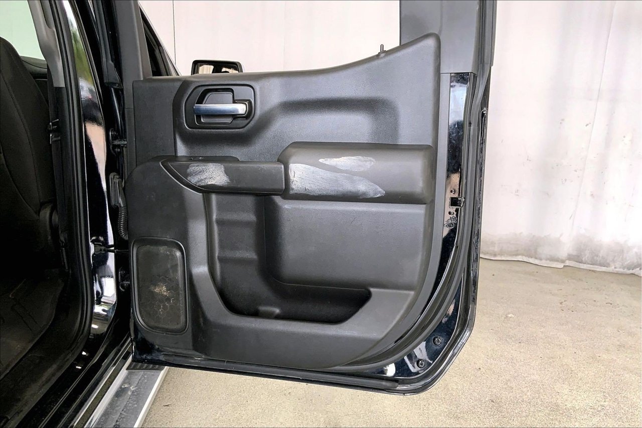 Used 2020 Chevrolet Silverado 1500 LT w/ Texas Edition RWD image 23