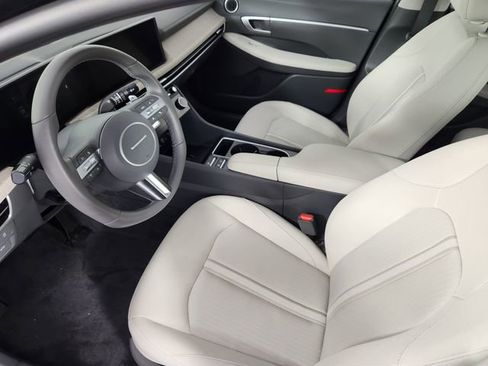 Certified 2025 Hyundai Sonata SEL FWD image 10