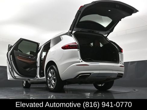 Used 2021 Buick Enclave Avenir w/ Avenir Technology Package AWD/4WD image 40