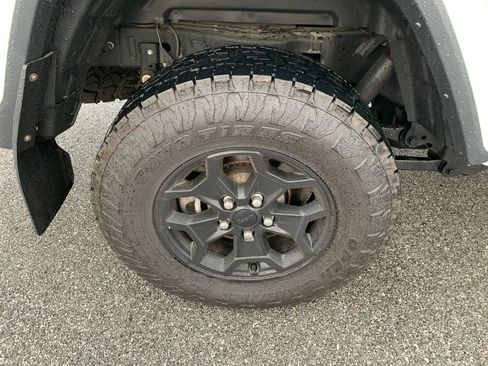 Used 2023 Jeep Gladiator Overland AWD/4WD image 25