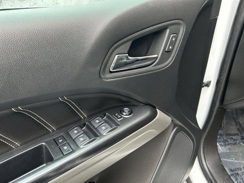 Used 2021 GMC Canyon Denali image 17