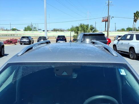 Used 2021 Jeep Cherokee Latitude image 10