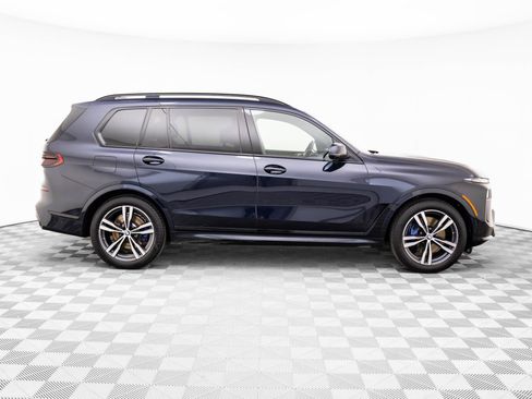 Certified 2024 BMW X7 xDrive40i w/ Executive Package image 6