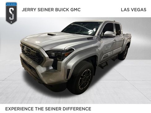 Used 2024 Toyota Tacoma TRD Sport w/ TRD Sport Upgrade Package image 1