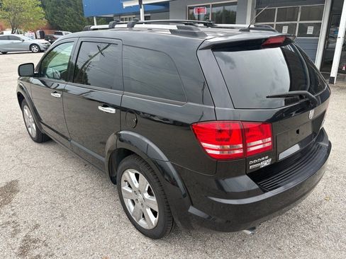 Used 2009 Dodge Journey R/T w/ Entertainment Group #2 AWD/4WD image 6