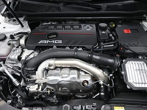 New 2025 Mercedes-Benz CLA 35 AMG 4MATIC image 29